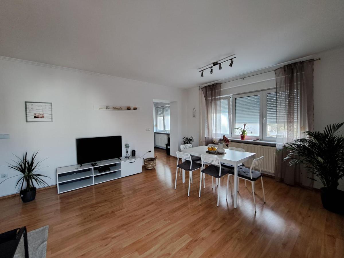 Charming Celje City Center Apartment מראה חיצוני תמונה