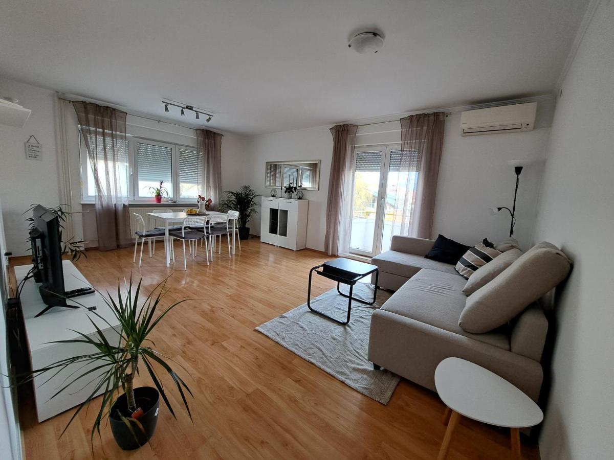 Charming Celje City Center Apartment מראה חיצוני תמונה