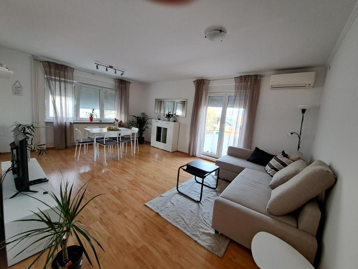 Charming Celje City Center Apartment מראה חיצוני תמונה